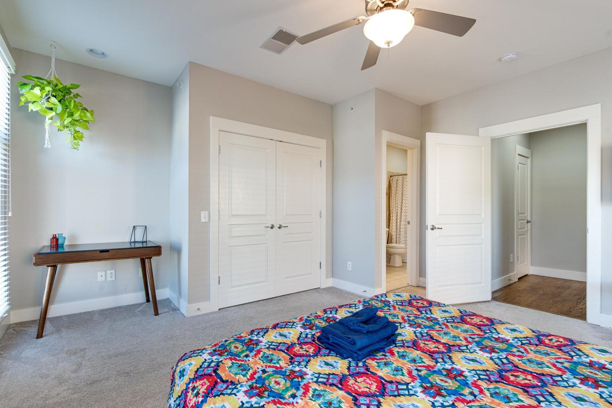 Nashville Condo - Near Music Row- Private Balcony Ngoại thất bức ảnh